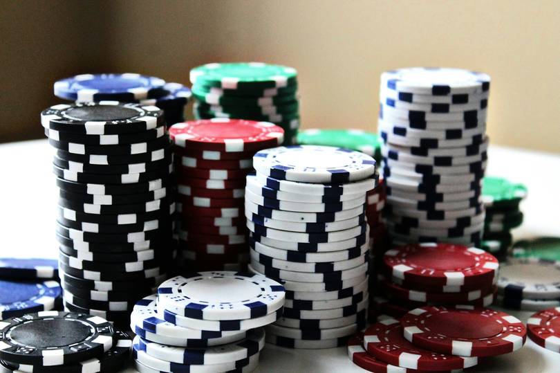 How Online Casinos Make Money